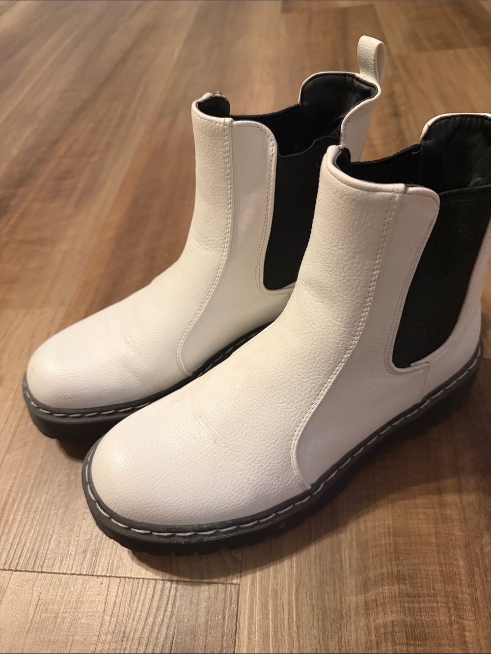 Sincerely Jules White Chelsea Boots for Kids with Black Elastic